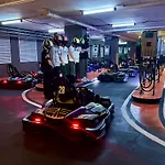 아파트 Whispering Waves At Mercury Tower With Panoramic View , 2x Pools And Gym