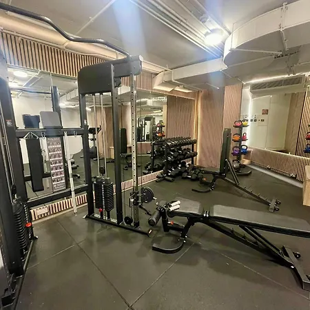 Whispering Waves At Mercury Tower With Panoramic View , 2x Pools And Gym St. Julian's