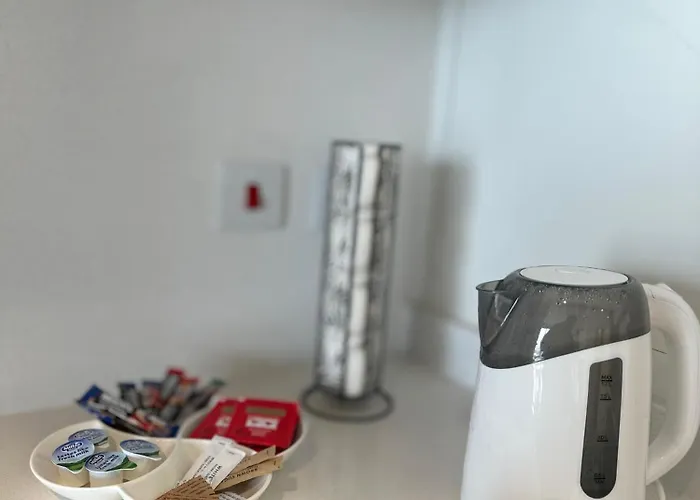 Whispering Waves At Mercury Tower With Panoramic View , 2x Pools And Gym *