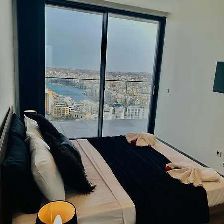 Whispering Waves At Mercury Tower With Panoramic View , 2x Pools And Gym * Saint Julian's