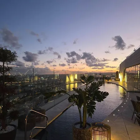 Whispering Waves At Mercury Tower With Panoramic View , 2x Pools And Gym Saint Julian's